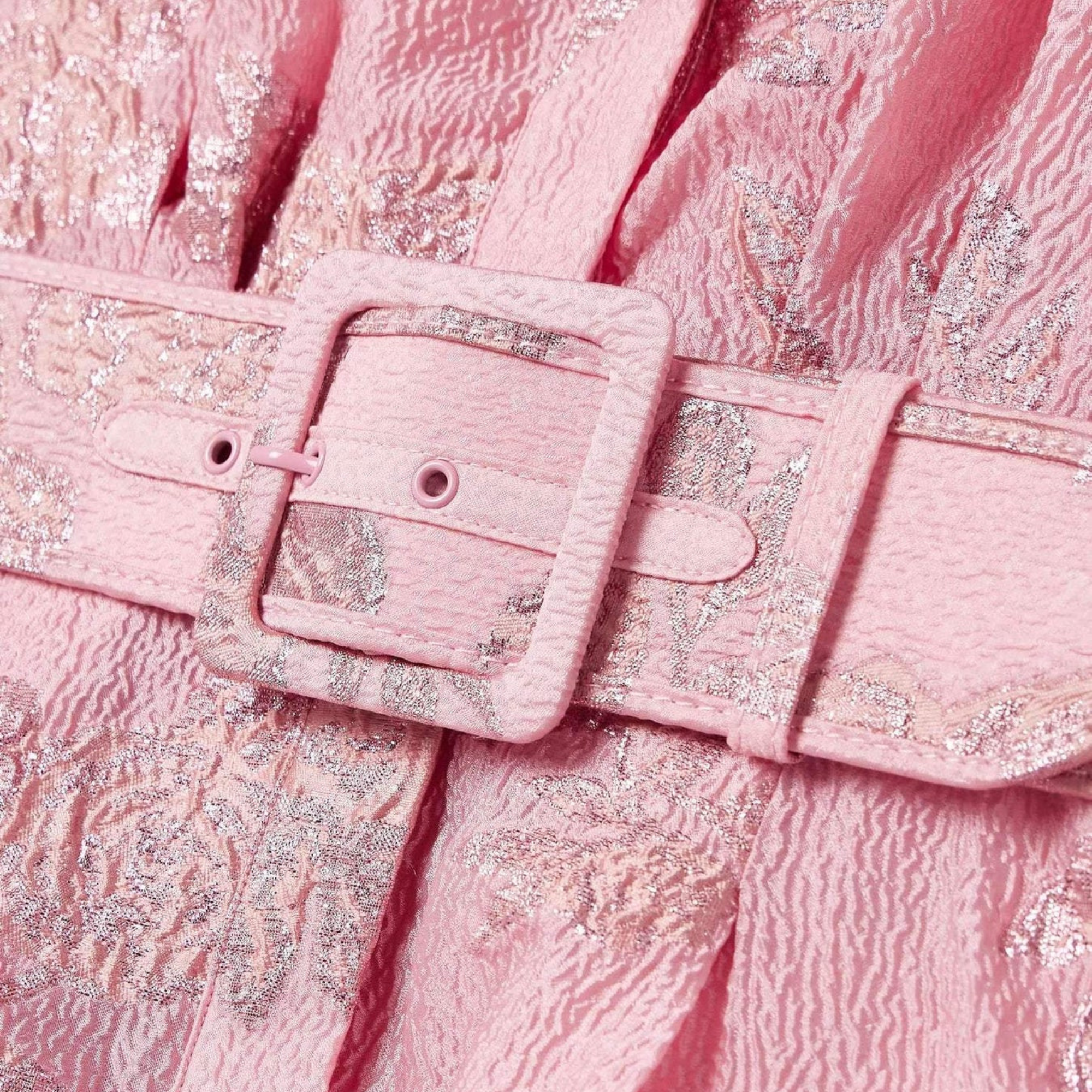 Beatrice™ | Rozā Kleita ar Pūkainām Piedurknēm