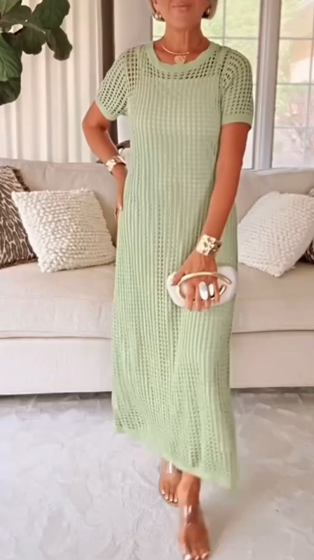 Eleganta Kleita ar Atvērtām Plecu Daļām Boaty Neck Stilā Divdaļīgā Izpildījumā