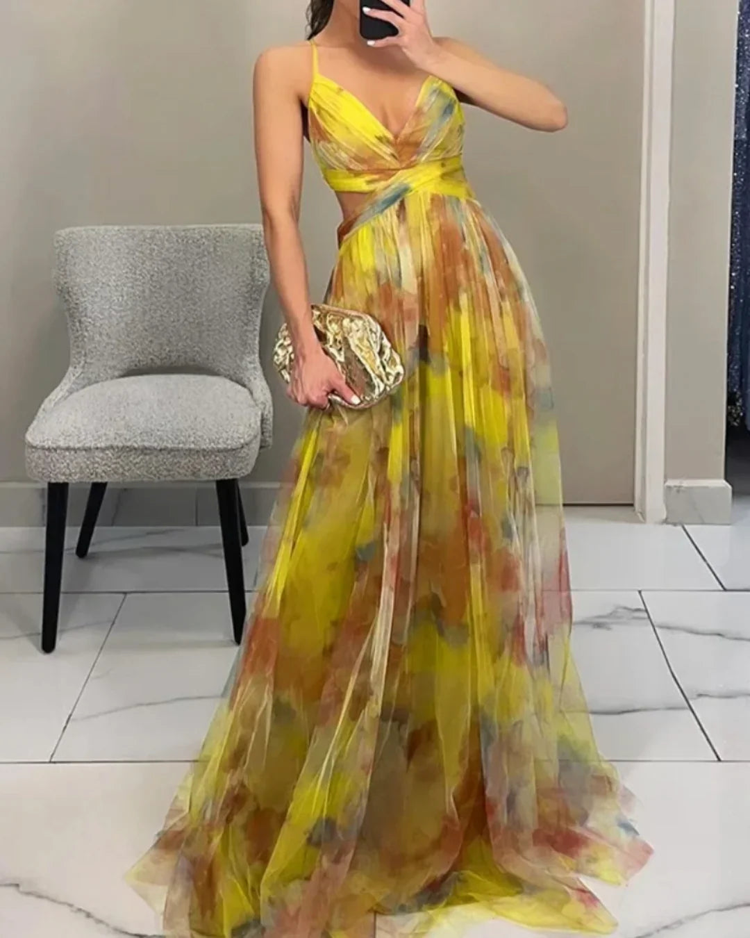 Giselle - Izcila Maxi kleita ar ziedu rakstu