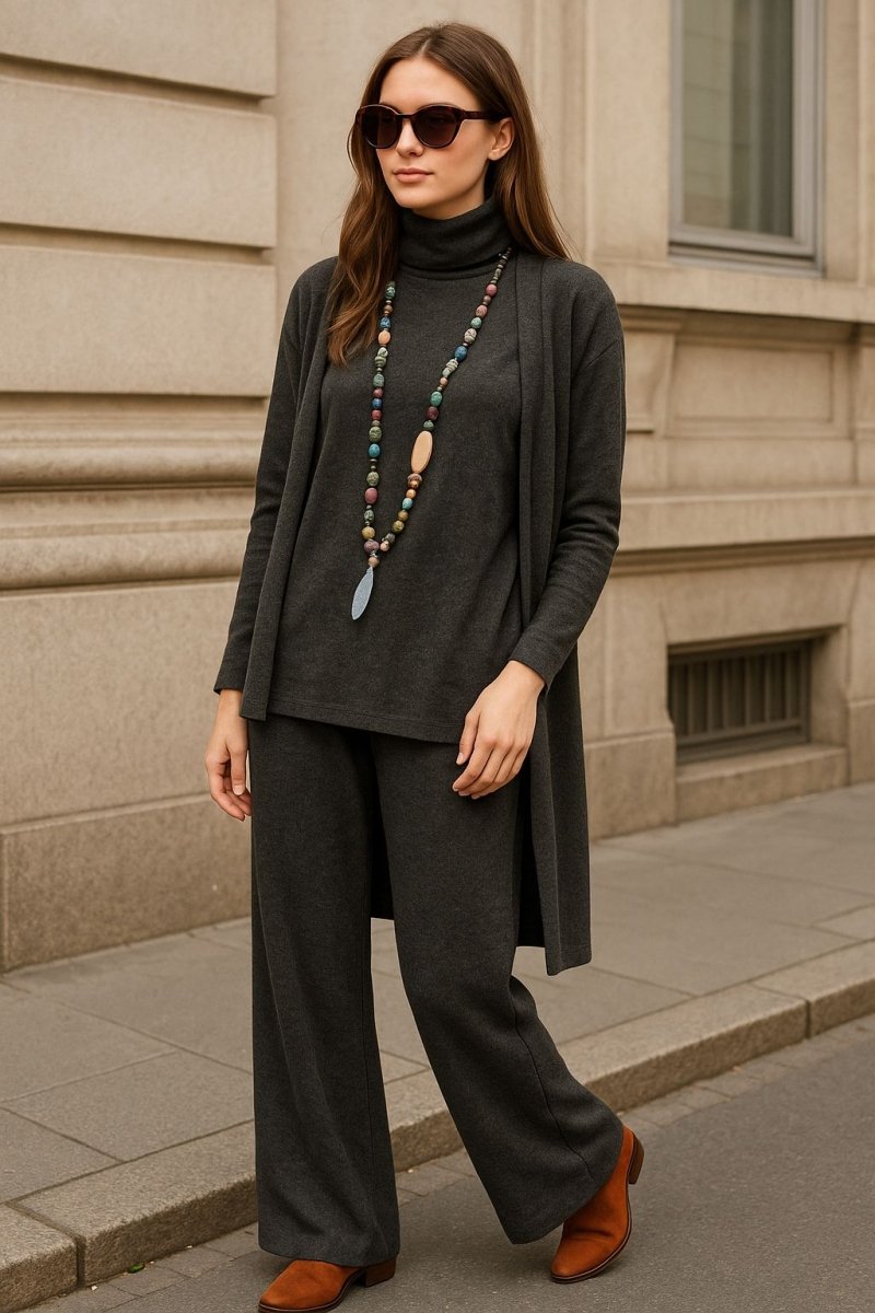 Aubrey kardigāns, augsta apkakle un bikses komplekts