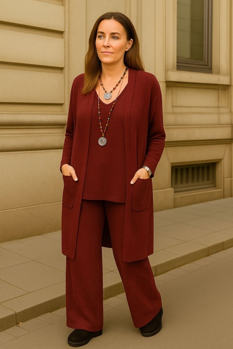 Džūlijas kardigāns, tops un bikses